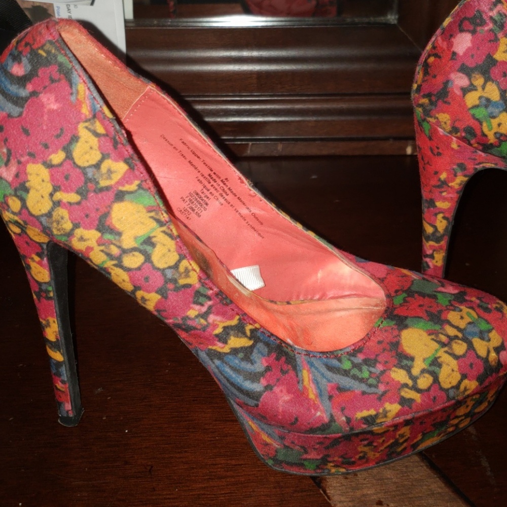 Women high shoes
